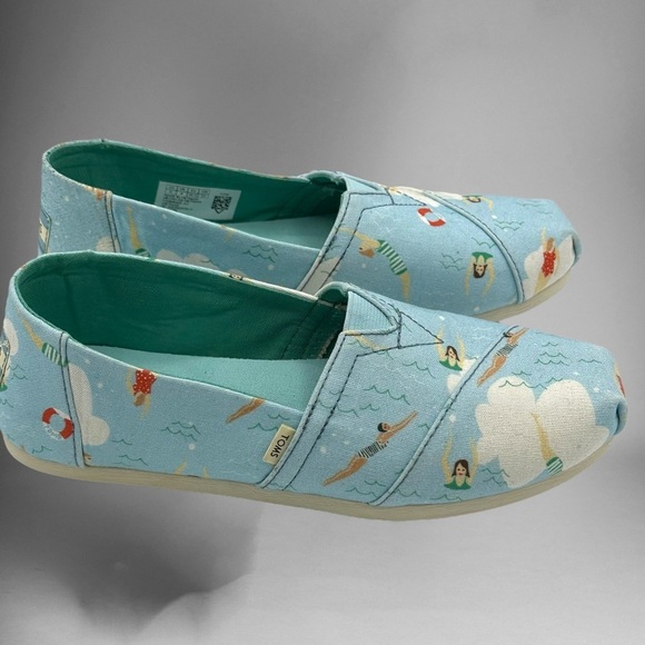 Toms Blue Glow Swimmers. - Picture 7 of 9